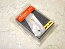 Altamont Medal Peal Grip White